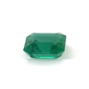 emerald-cut-gem-profile