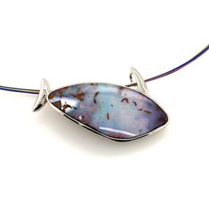 Obverse-opal-pendant-fish