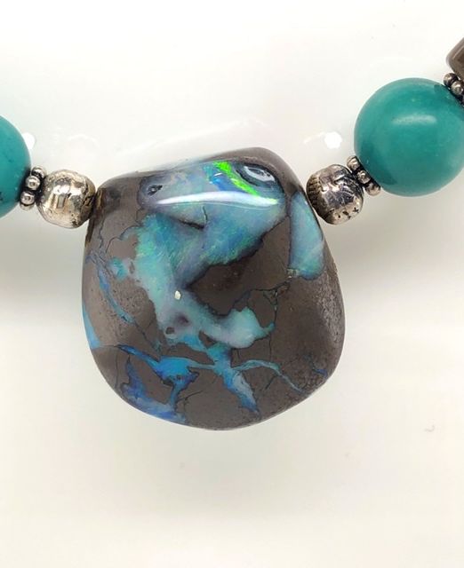 Naoko-luis-boulder-opal-design