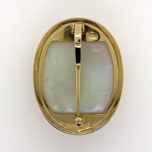 Opal-Cameo-gold-pendant-brooch-reverse